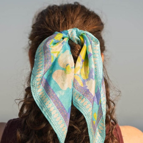 Petits foulards en soie